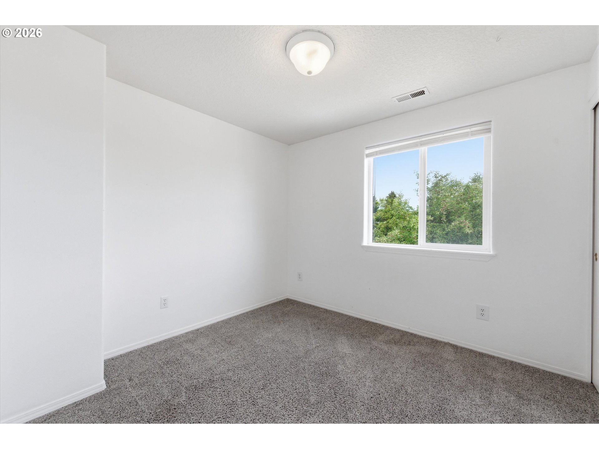 700 Nw Willamina Dr Property Photo 21