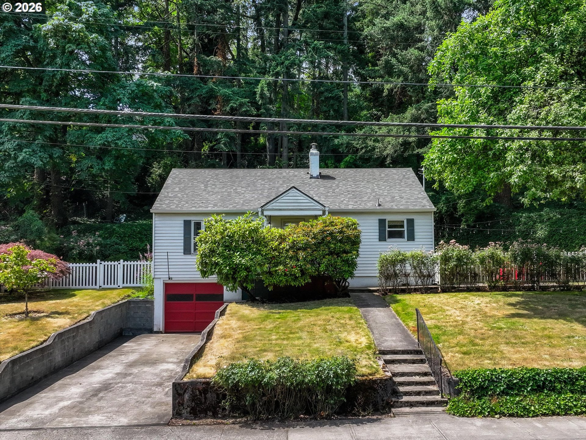 21635 WILLAMETTE DR Property Photo 1