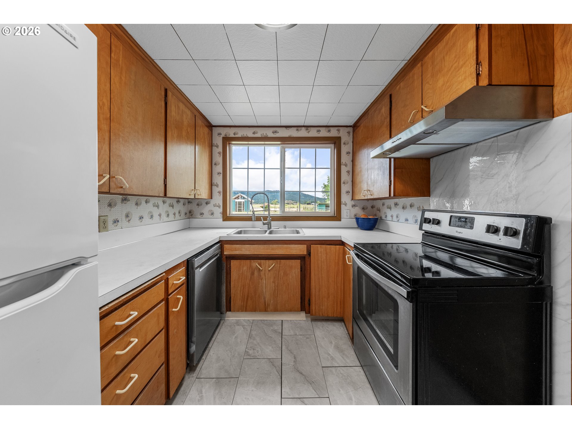1177 Dairy Loop Rd Property Photo 8