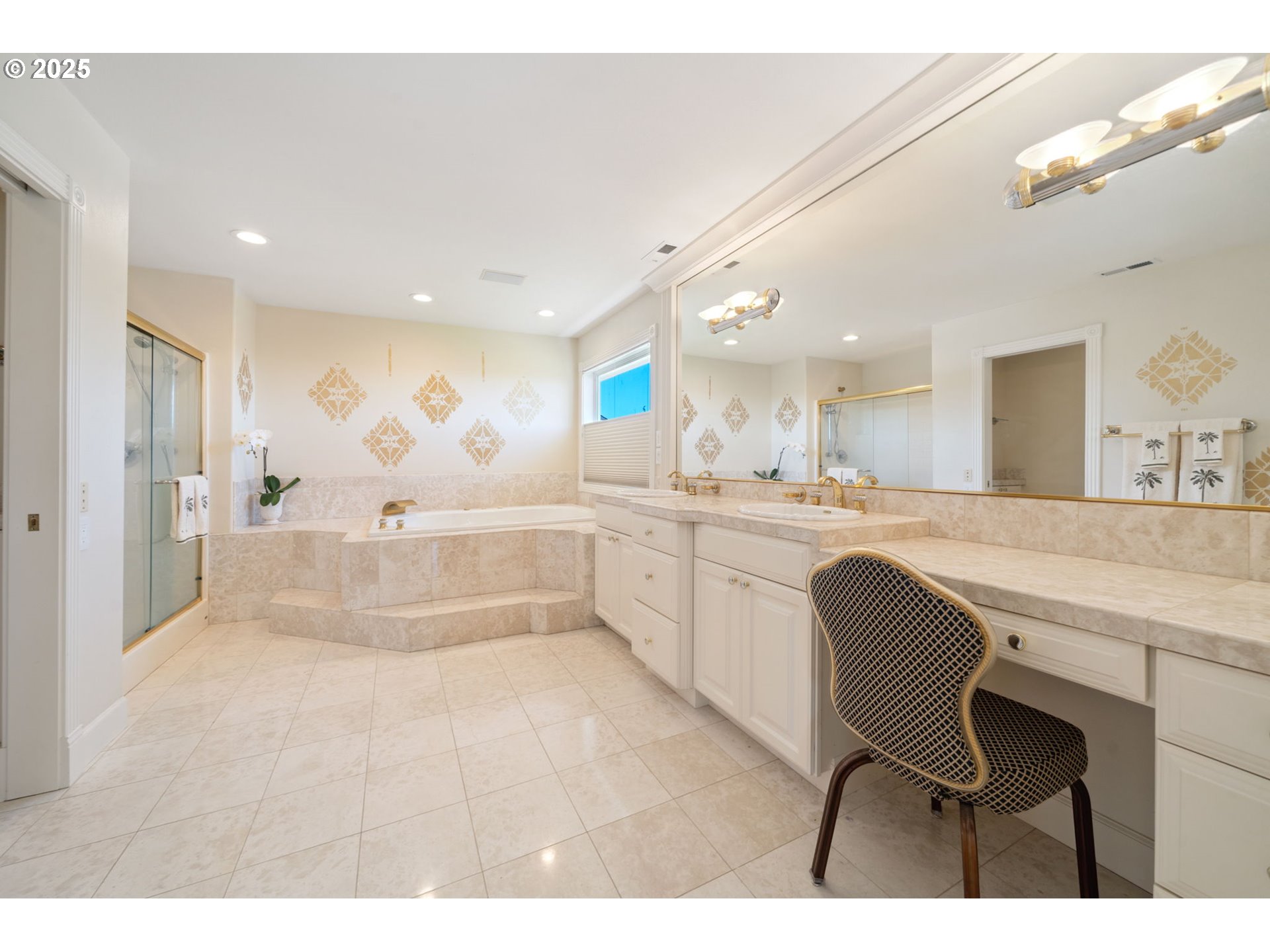 1650 Nw Deerfern St Property Photo 26