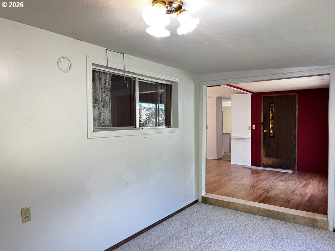 1600 Rhododendron Dr 21 Property Photo 22