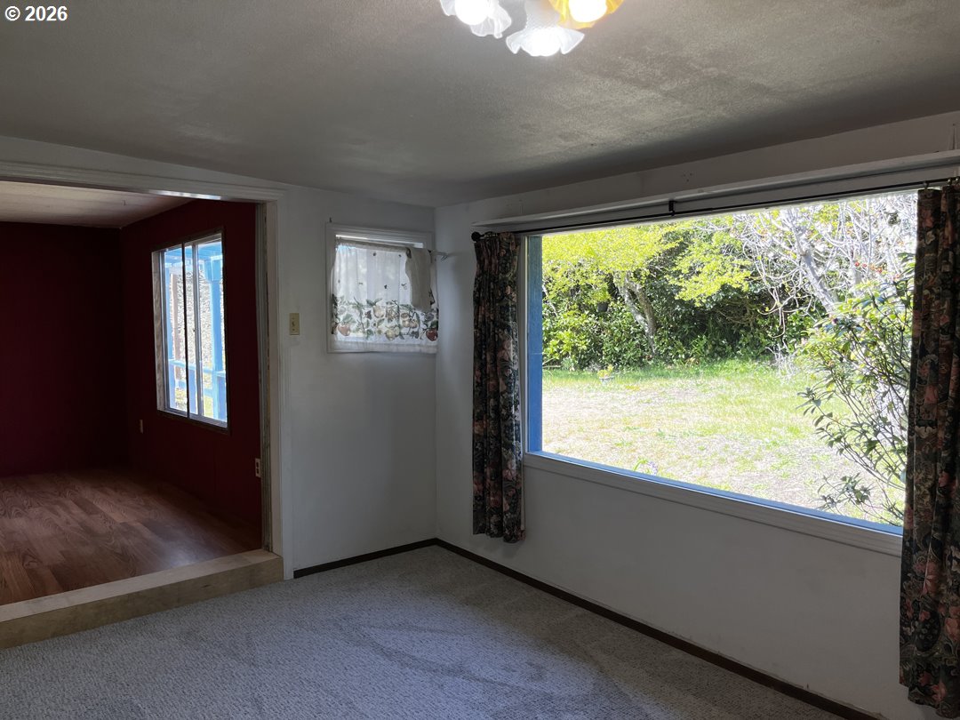1600 Rhododendron Dr 21 Property Photo 23