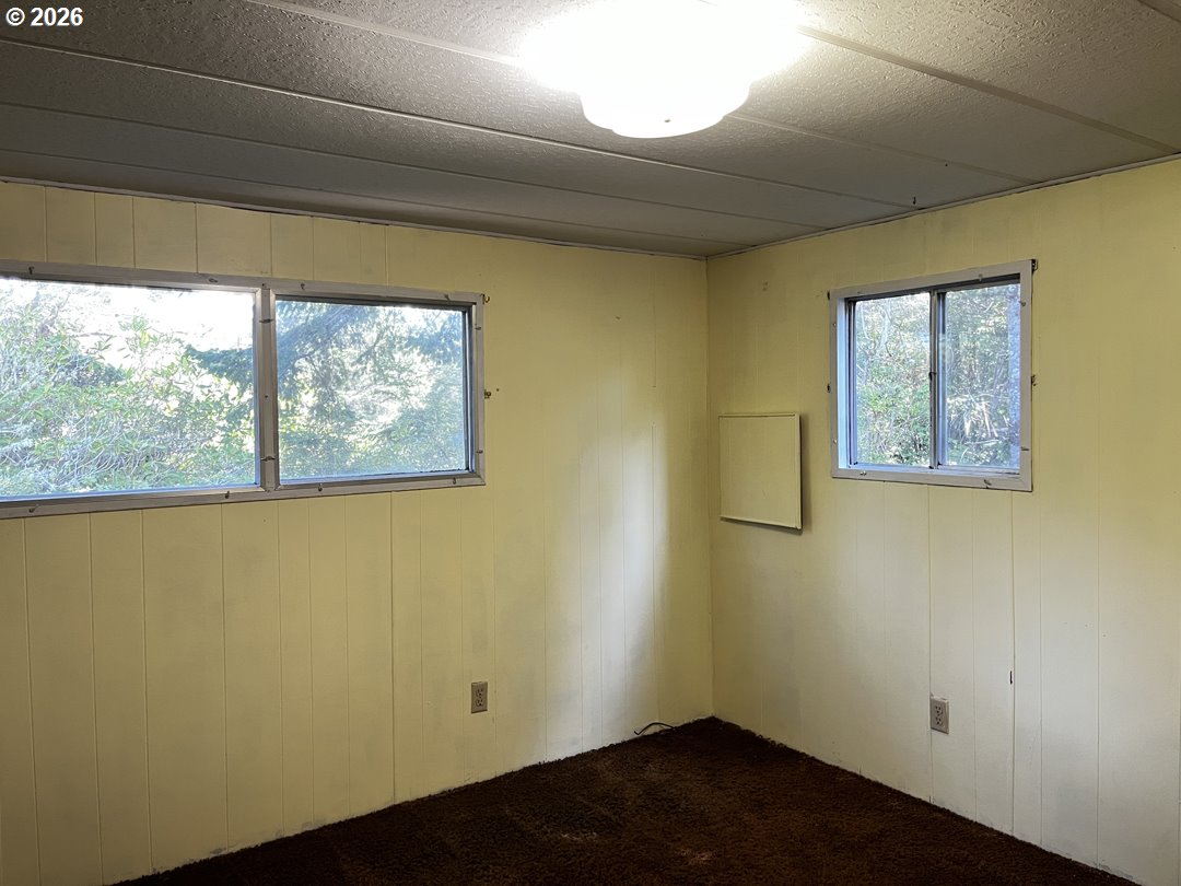 1600 Rhododendron Dr 21 Property Photo 32