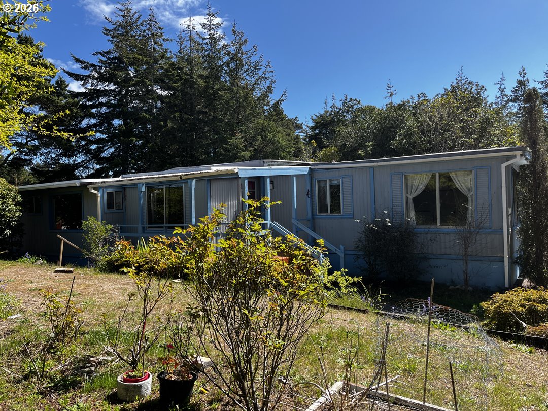 1600 Rhododendron Dr 21 Property Photo 43