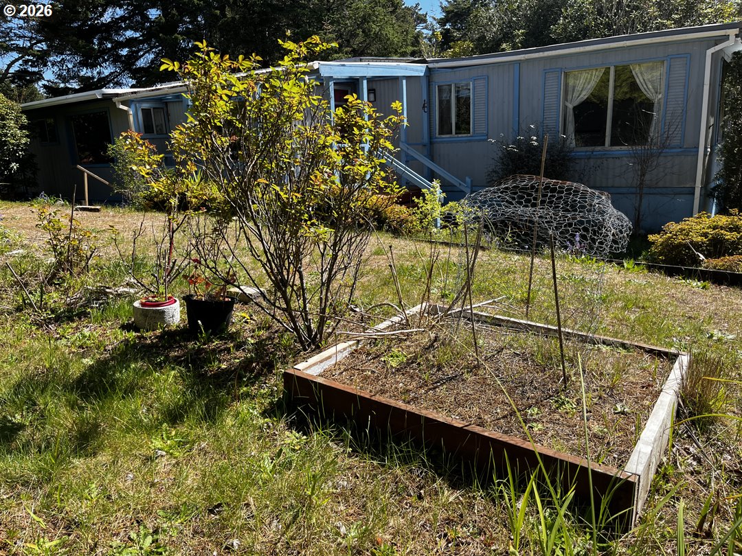 1600 Rhododendron Dr 21 Property Photo 44
