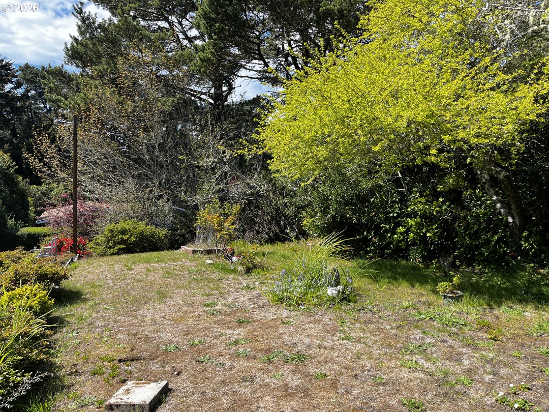 1600 Rhododendron Dr 21 Property Photo 46