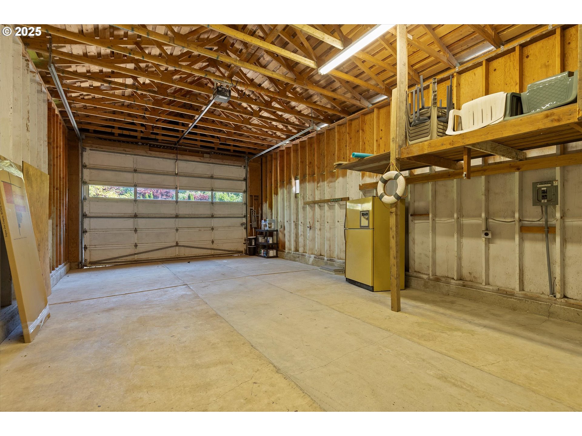 2997 Ne Loop Dr Property Photo 33