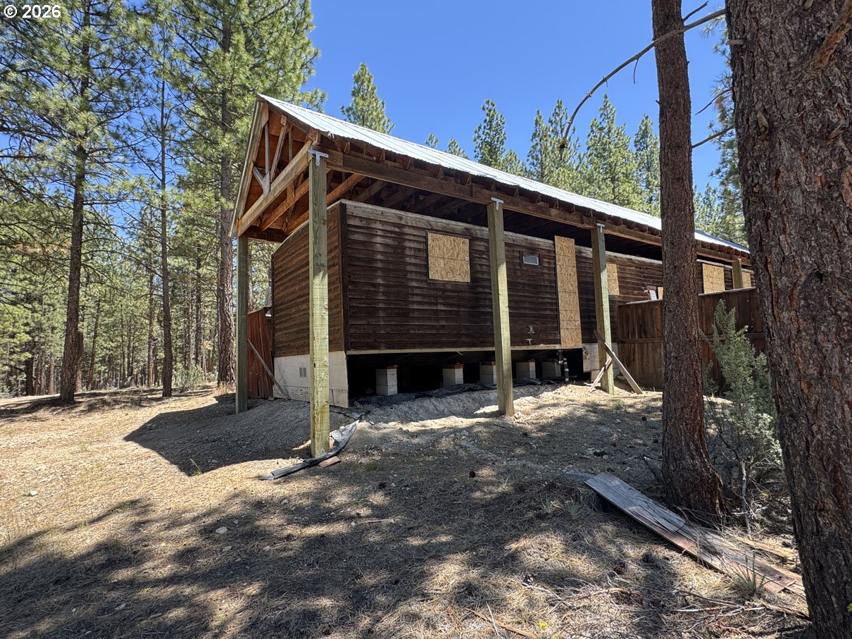 15651 Marcee Way Property Photo 10