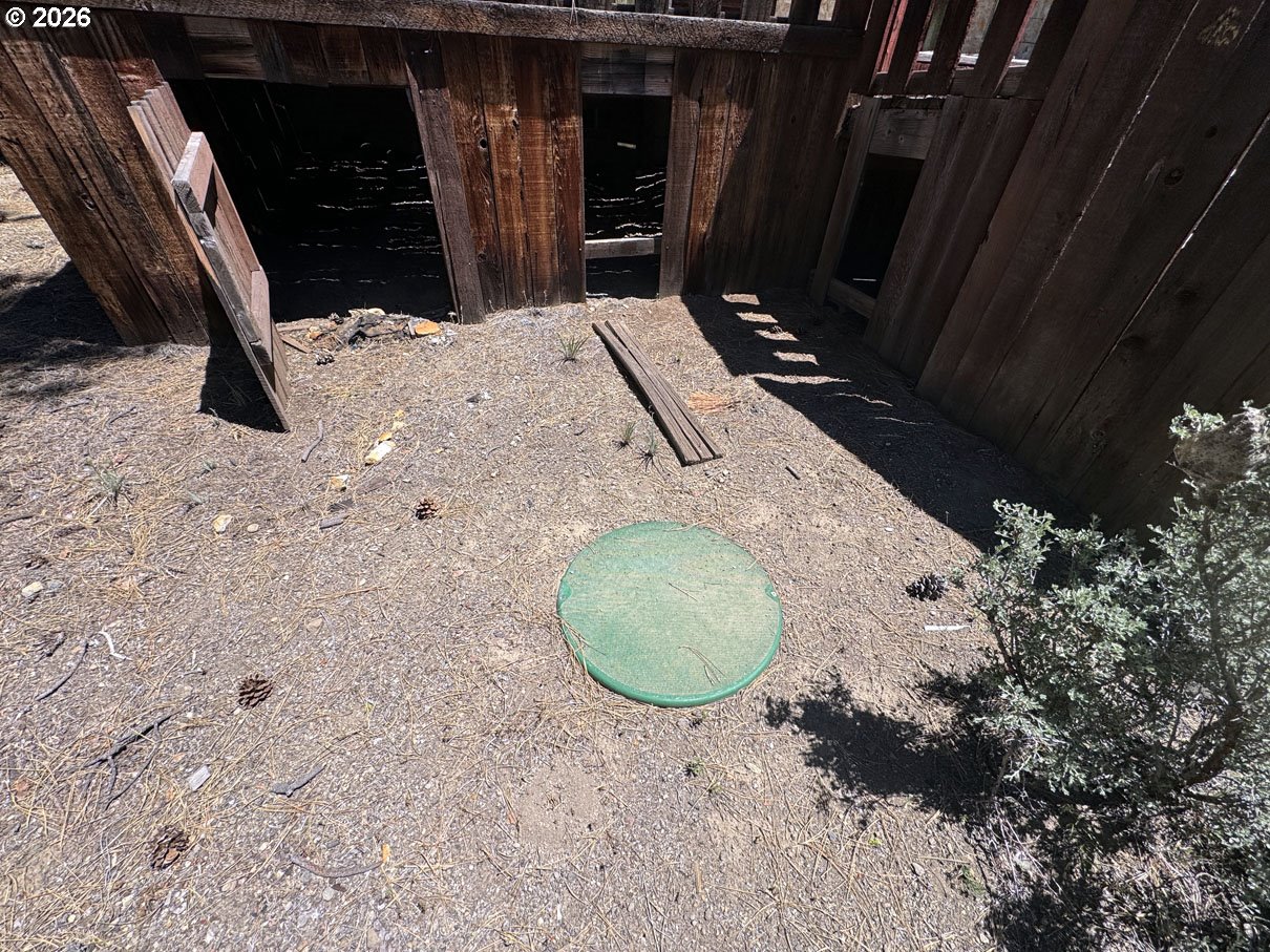 15651 Marcee Way Property Photo 17