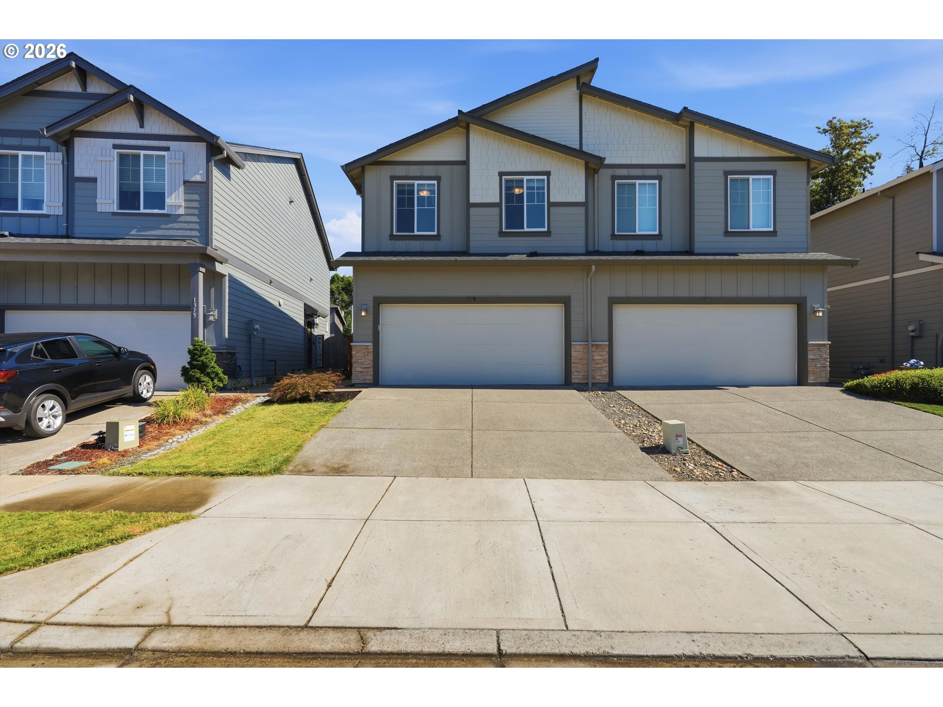1379 19th Pl Property Photo 1