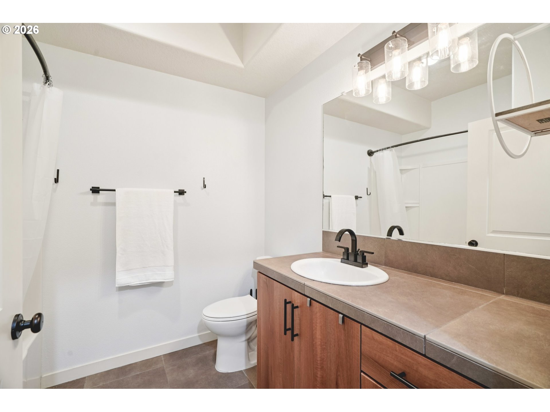 8059 Ne Miriam Way Property Photo 11