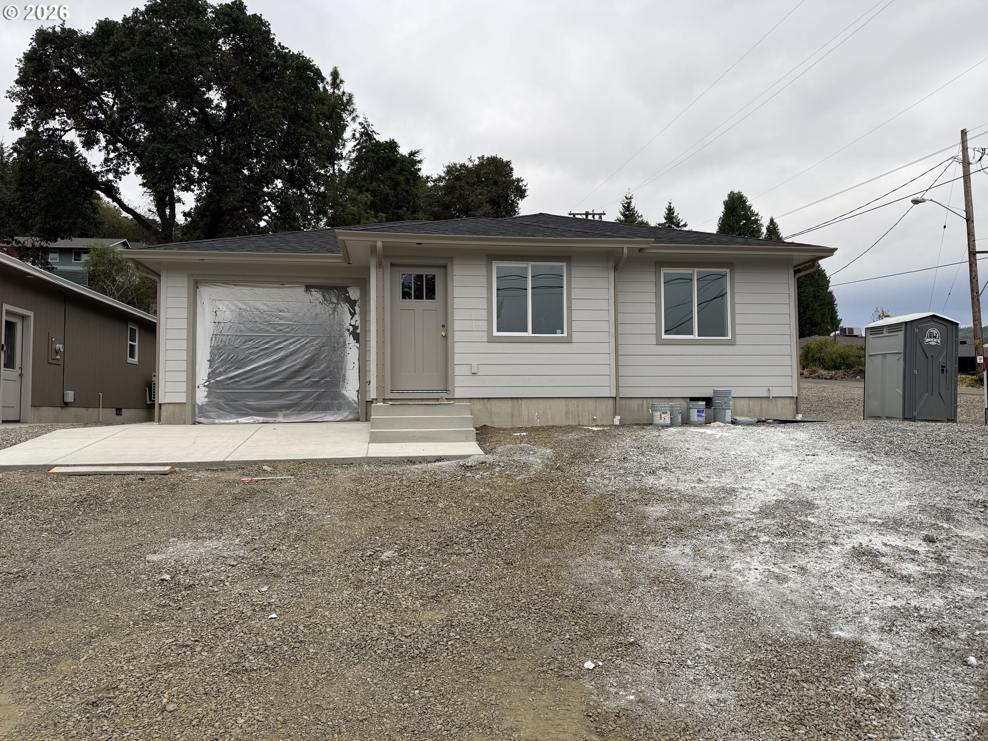 1203 Se Marsters Ave Property Photo 1
