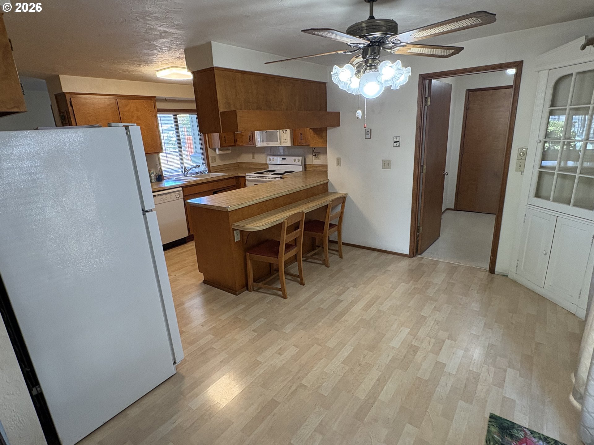 392 S 37th St Property Photo 12