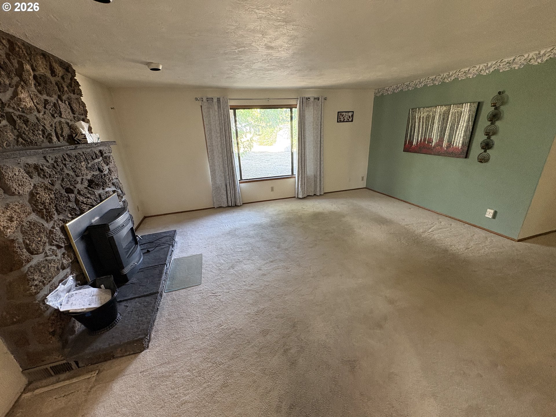 392 S 37th St Property Photo 15