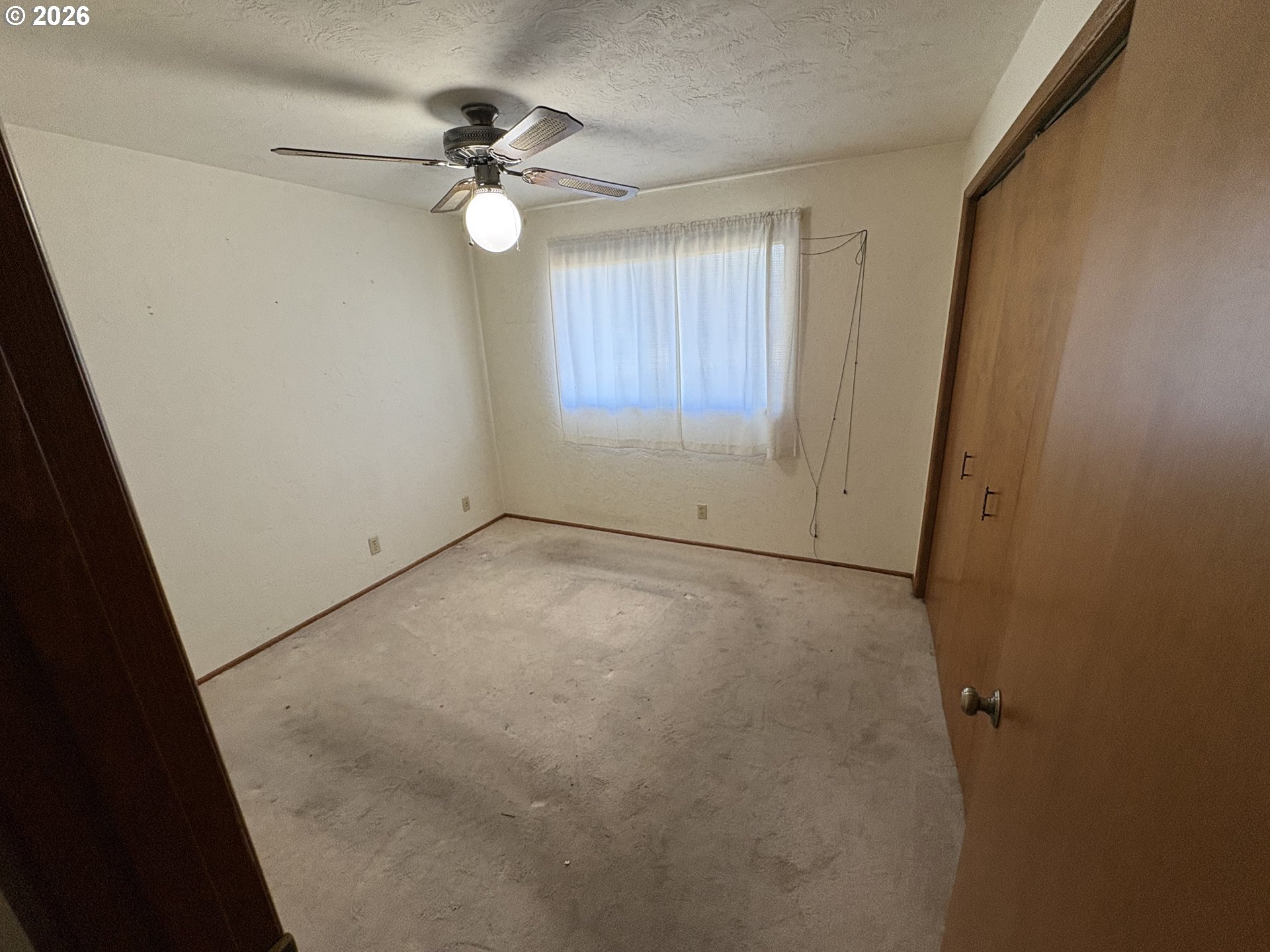 392 S 37th St Property Photo 18