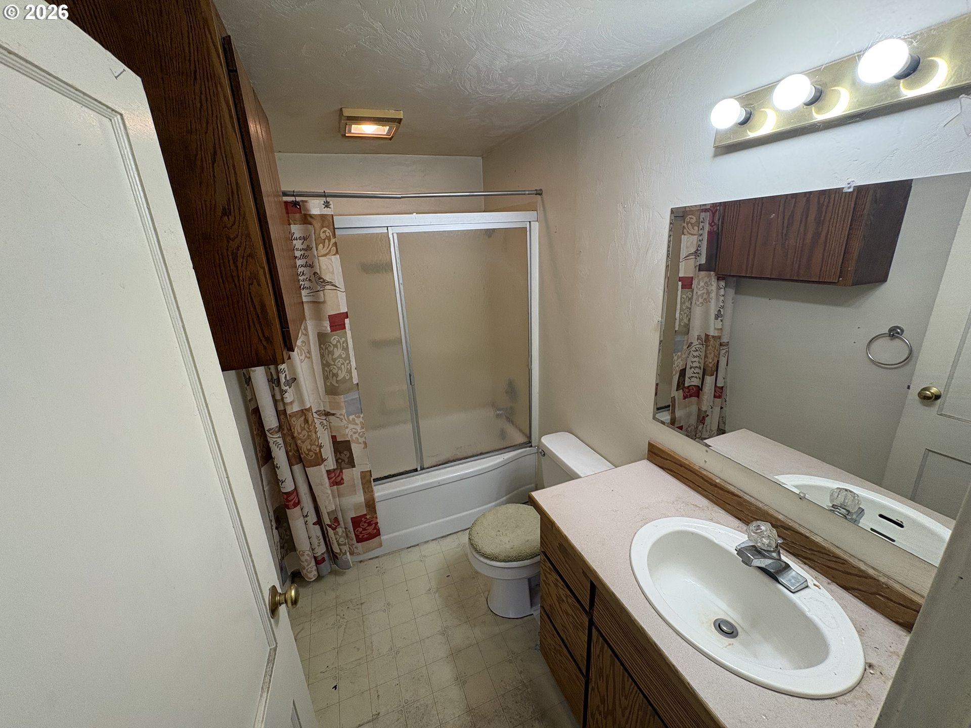 392 S 37th St Property Photo 20