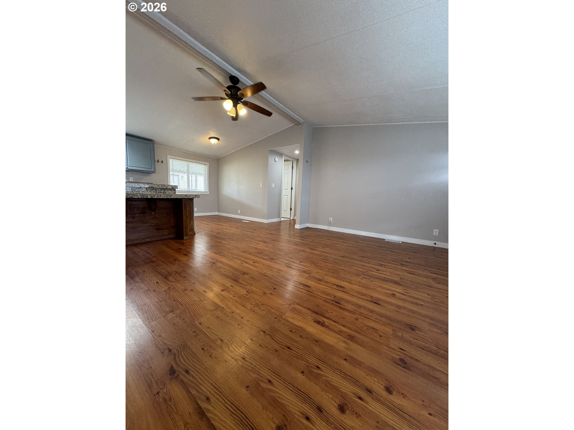 428 Sw Boston Way Property Photo 6