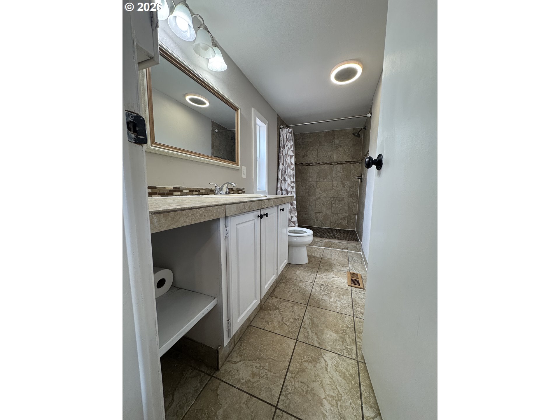 428 Sw Boston Way Property Photo 17