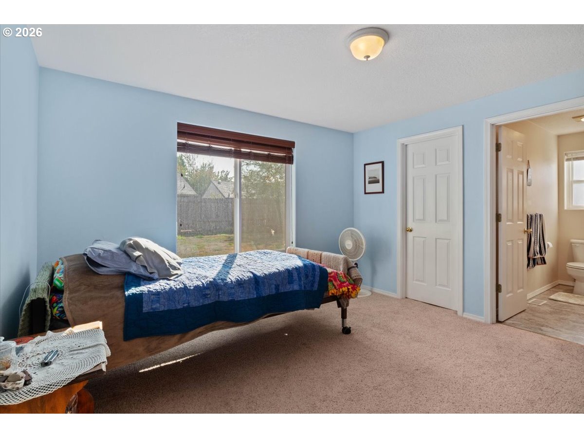 2201 Edgemont St Se Property Photo 9