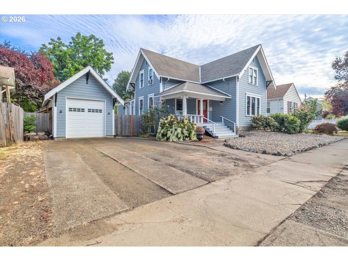 620 9th Ave Sw Property Photo 3