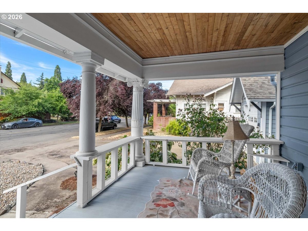 620 9th Ave Sw Property Photo 5