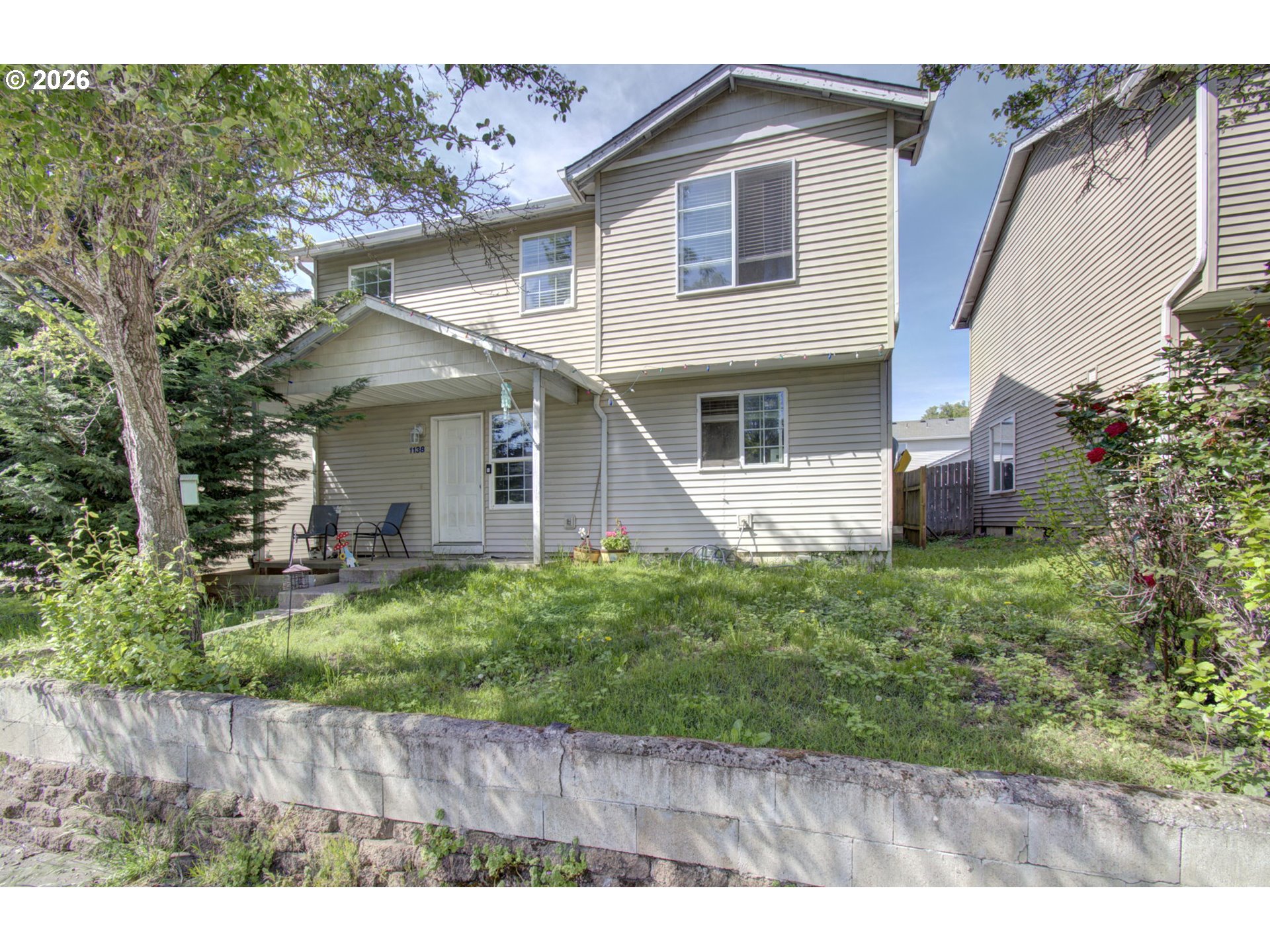 1138 W 29th St Property Photo 1