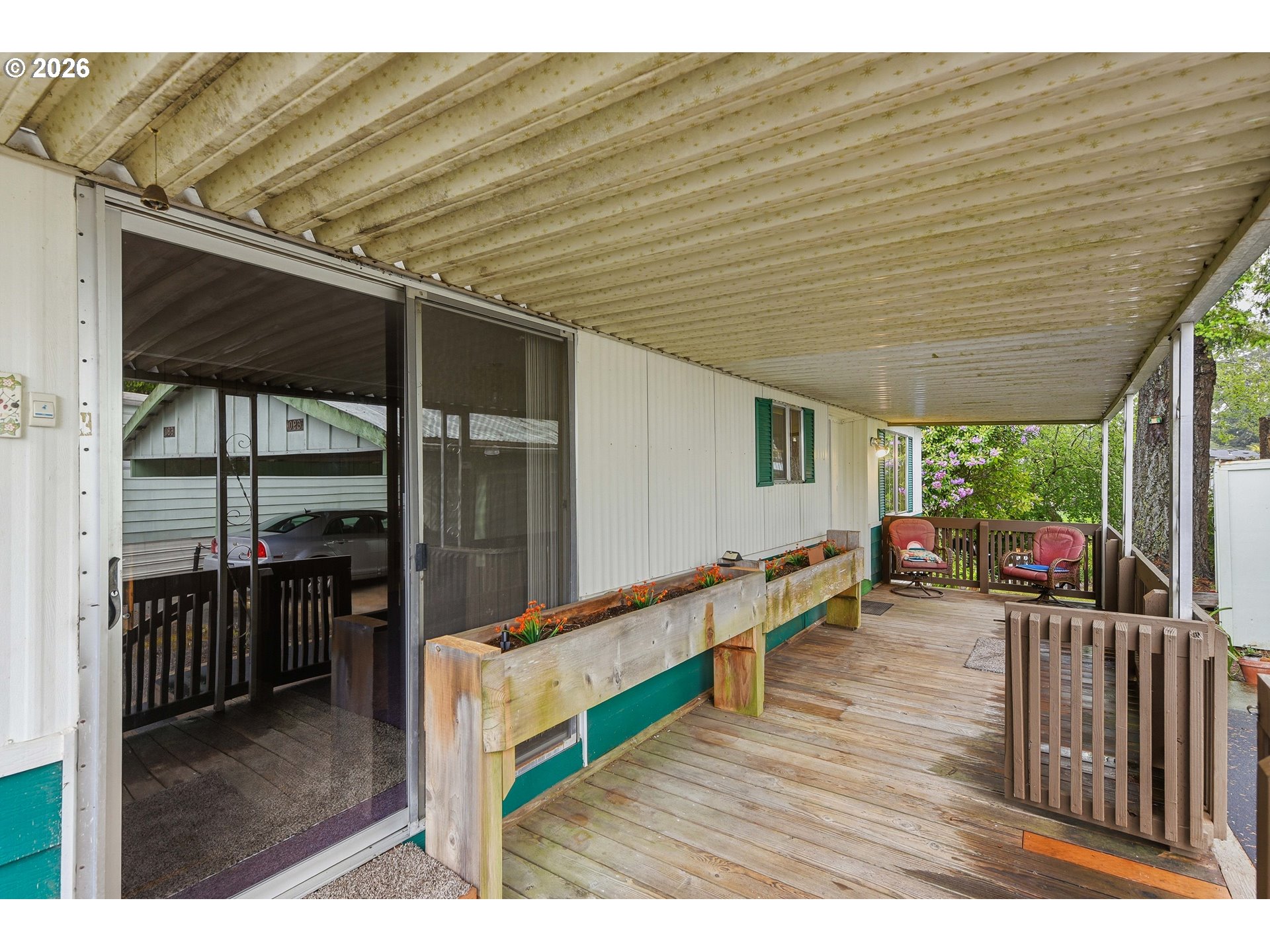 690 Village Pines Dr Property Photo 5