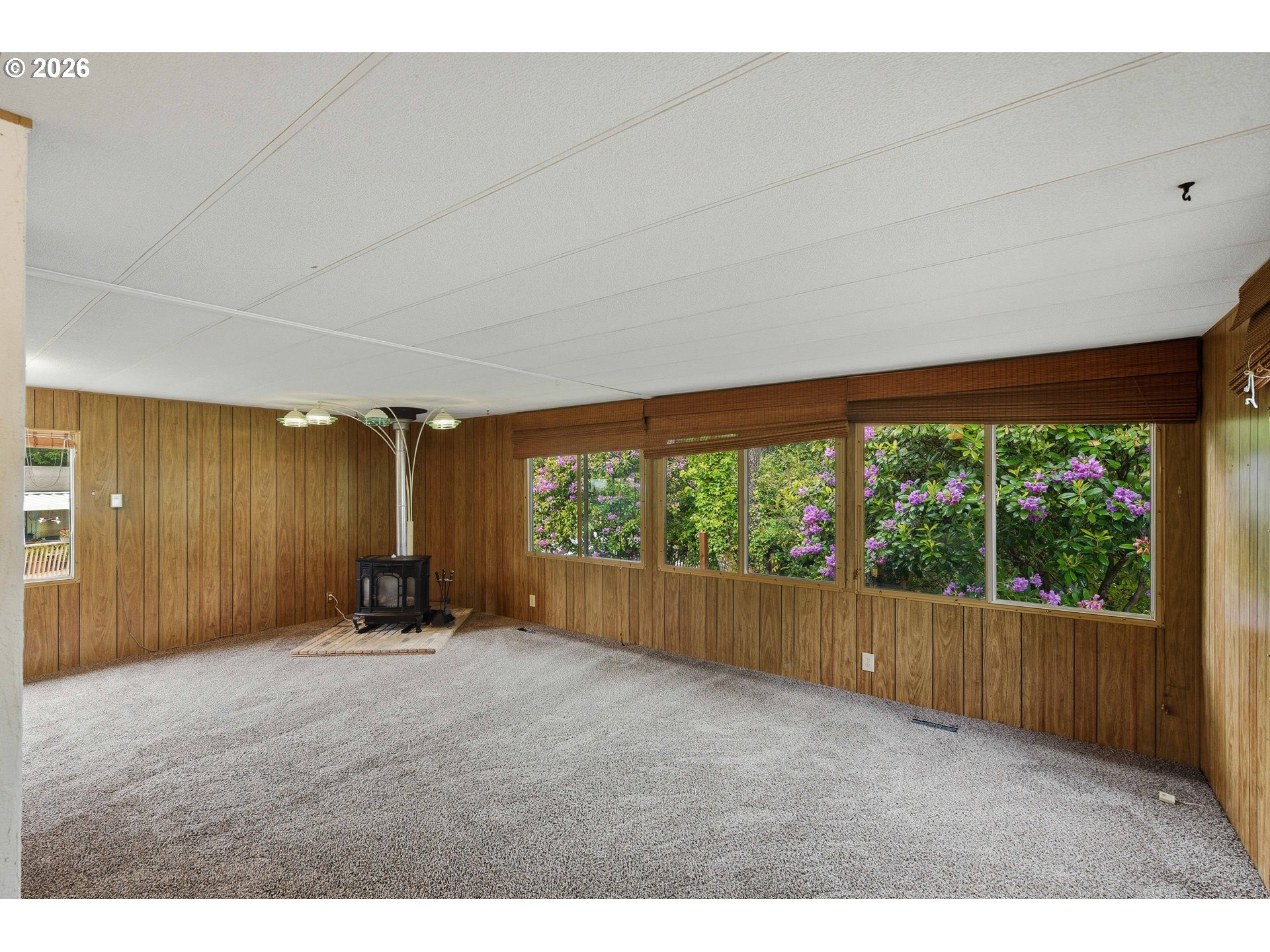 690 Village Pines Dr Property Photo 8