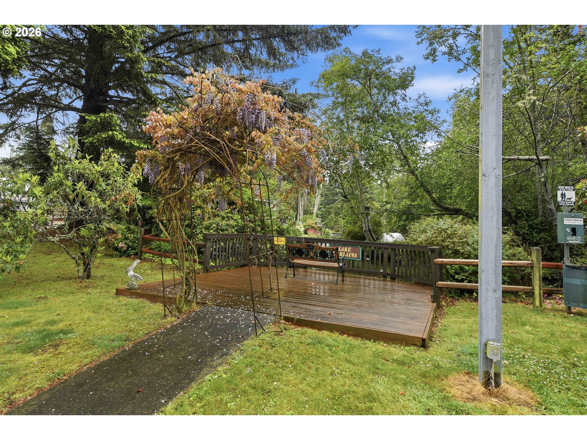 690 Village Pines Dr Property Photo 38