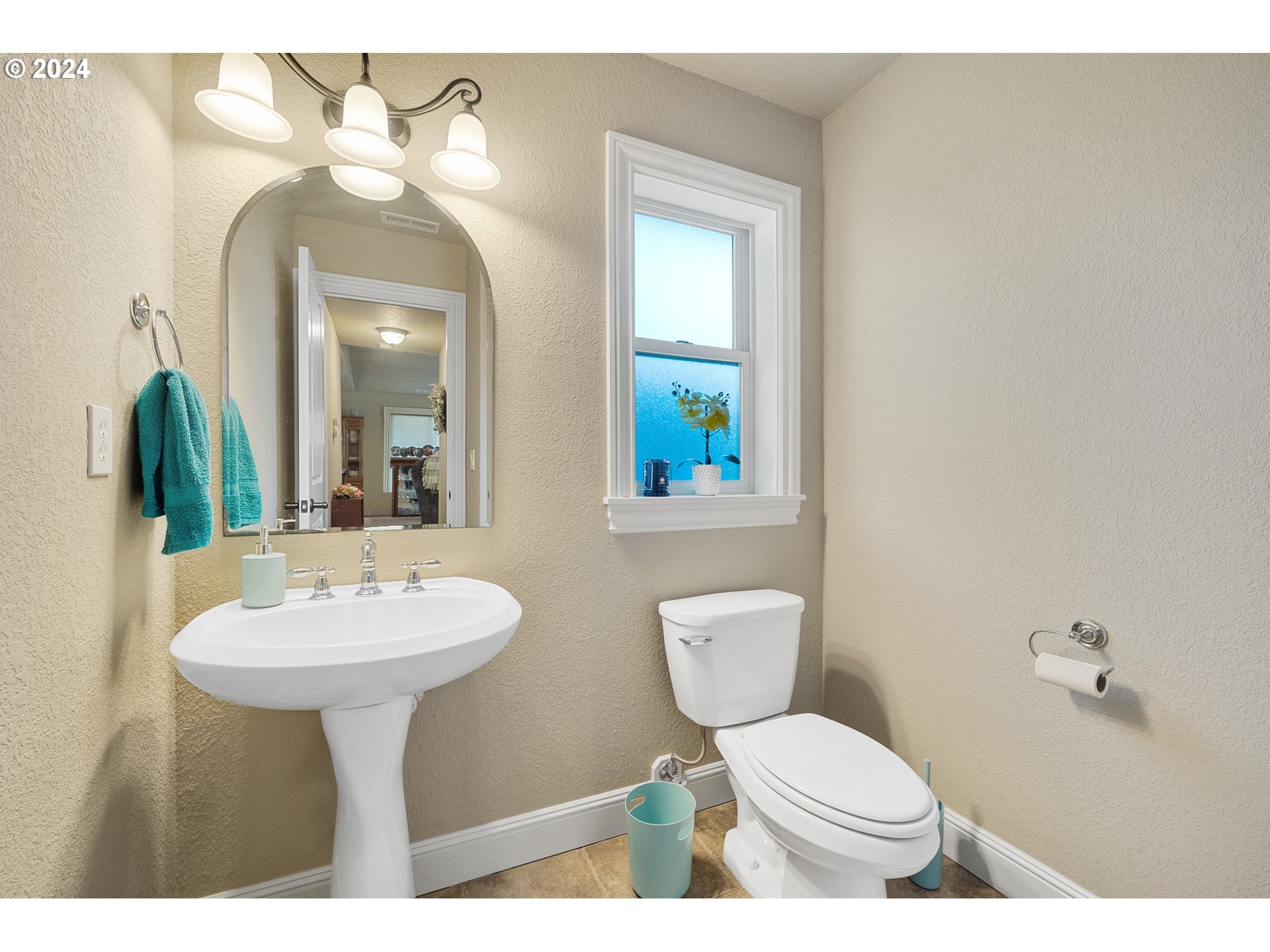 350 Ne Harbor View Pl Property Photo 17