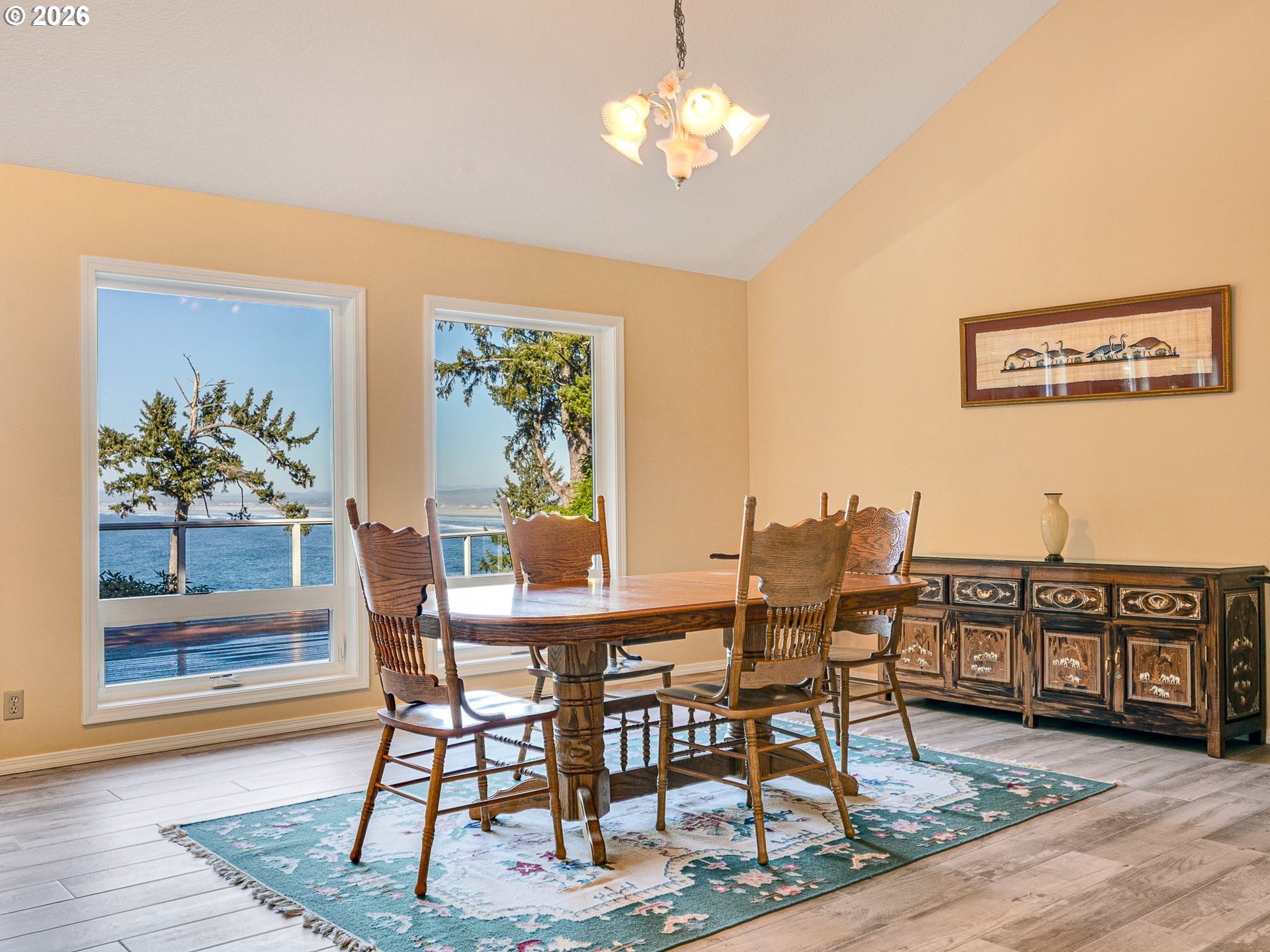 3730 Sunset Blvd Property Photo 10