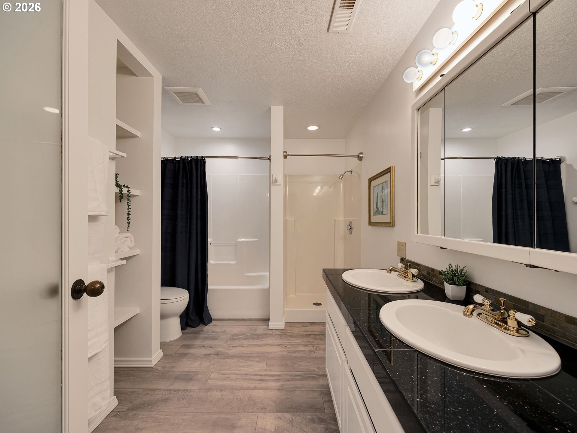 3730 Sunset Blvd Property Photo 36