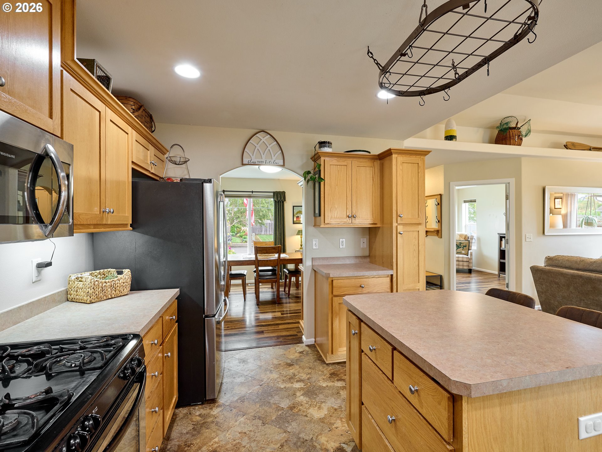 6224 Elena St Ne Property Photo 15