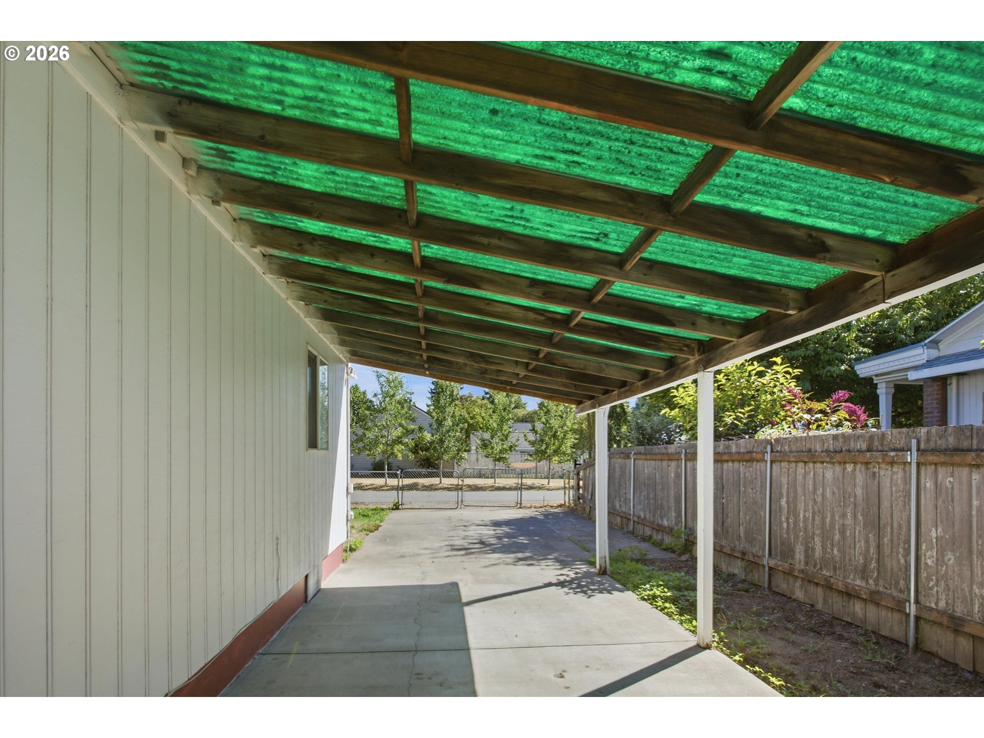 8233 Ne Going Pl Property Photo 27