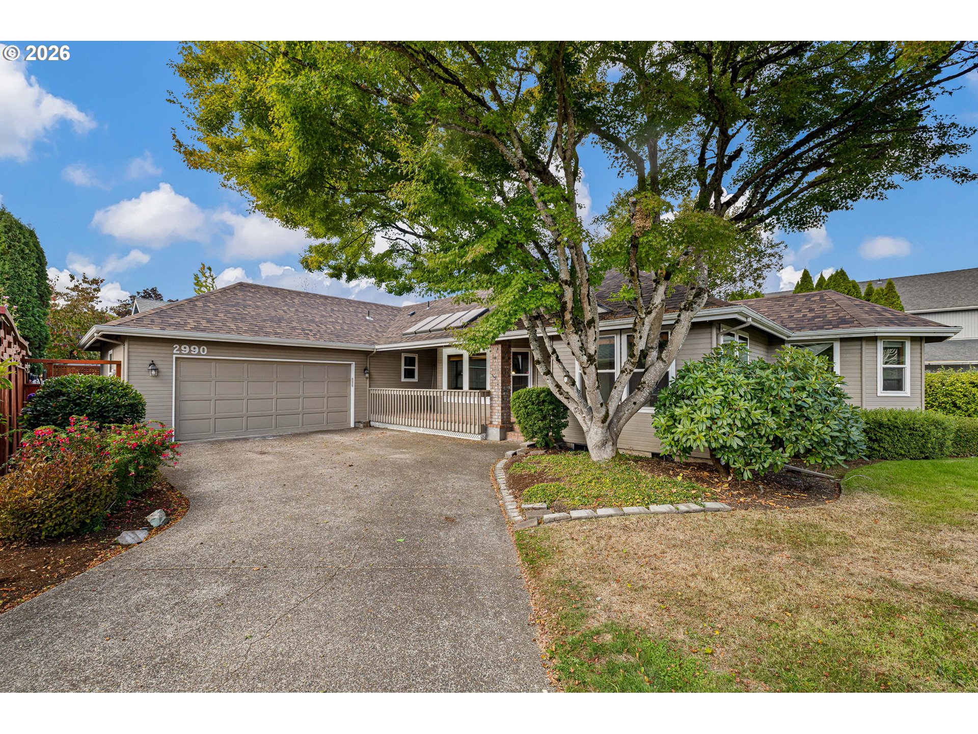 2990 Gilham Rd Property Photo 1
