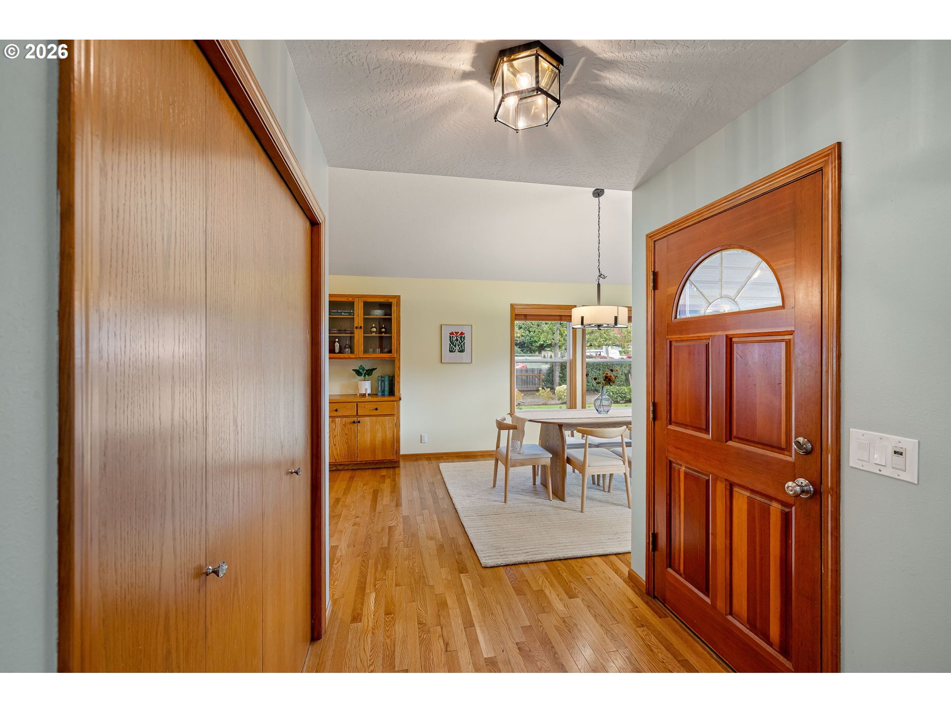 2990 Gilham Rd Property Photo 5