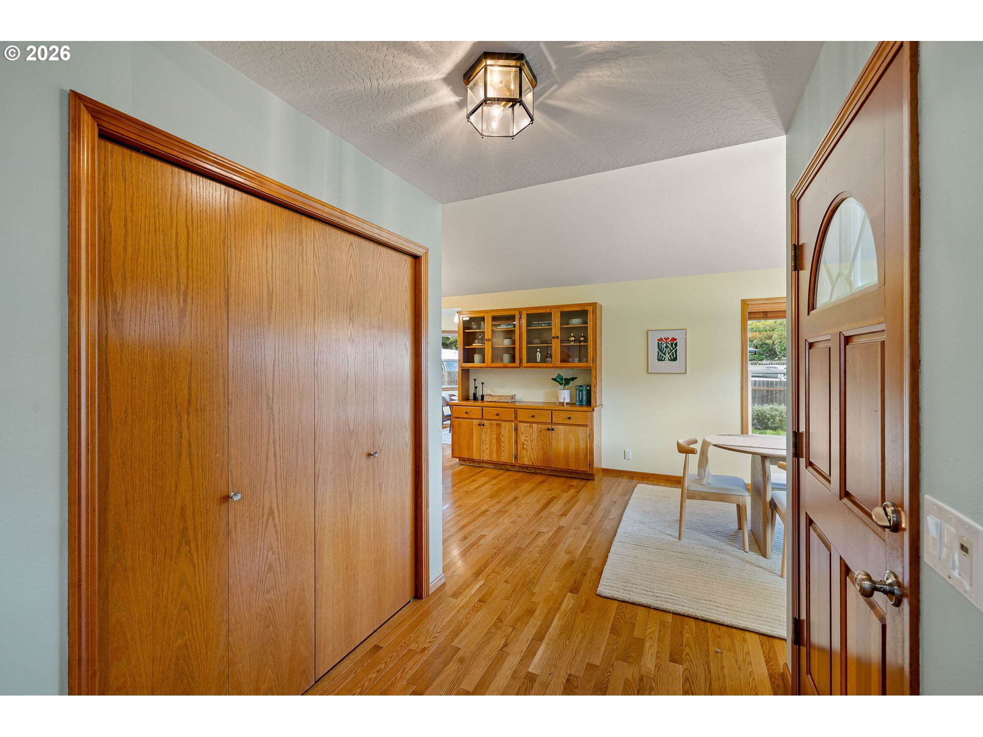 2990 Gilham Rd Property Photo 6