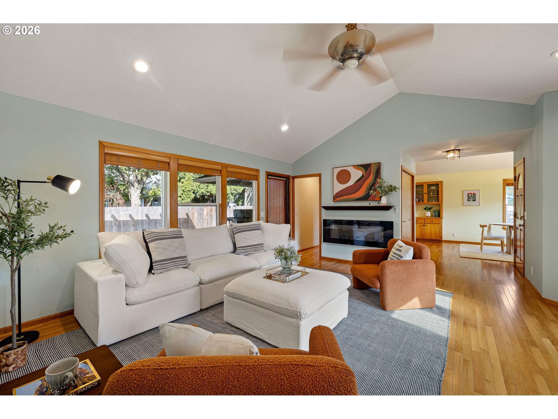 2990 Gilham Rd Property Photo 16