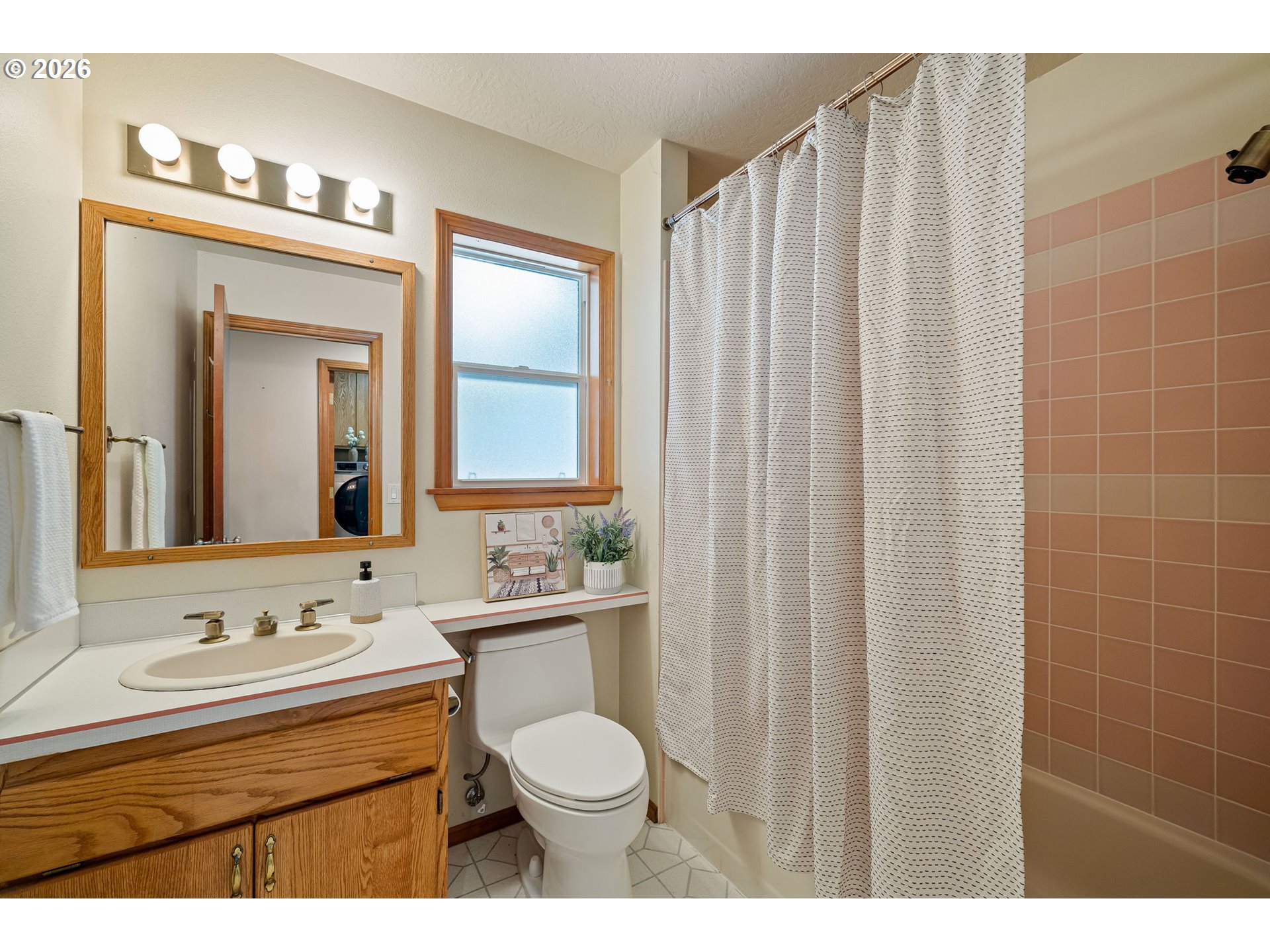 2990 Gilham Rd Property Photo 24