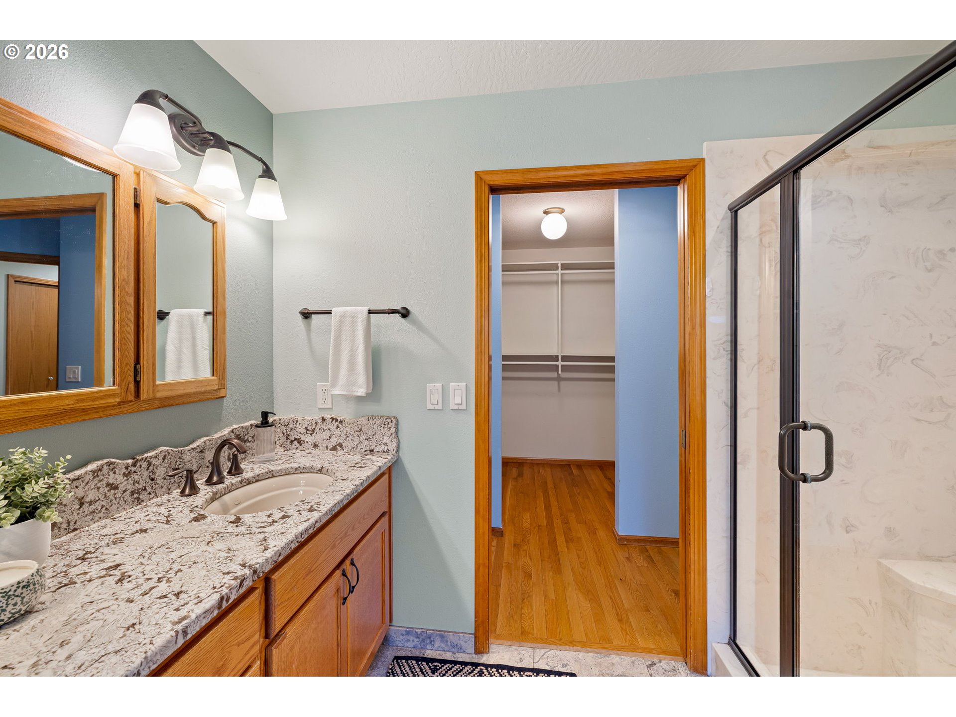 2990 Gilham Rd Property Photo 35