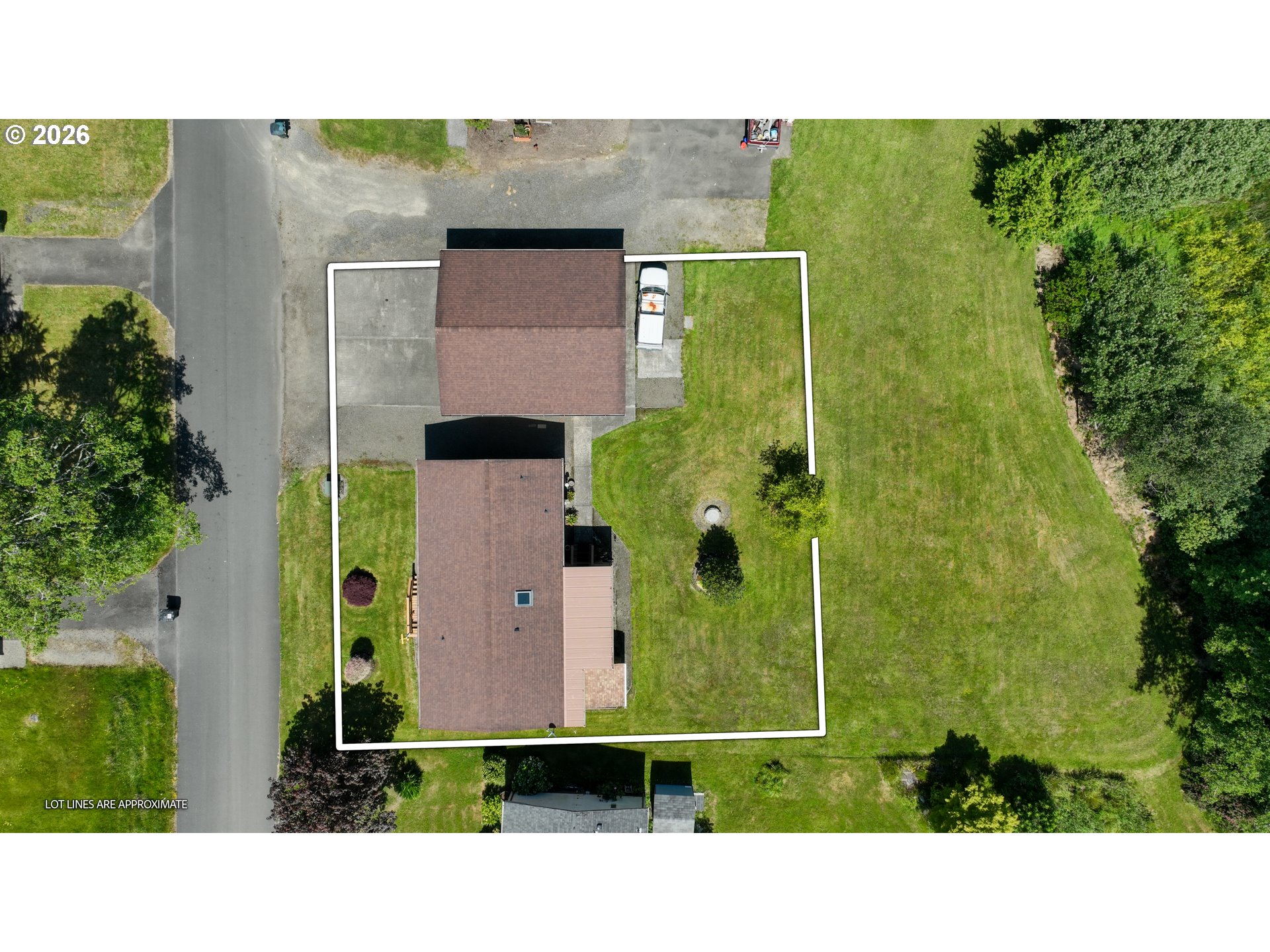 7115 Ortelius Dr Property Photo 2