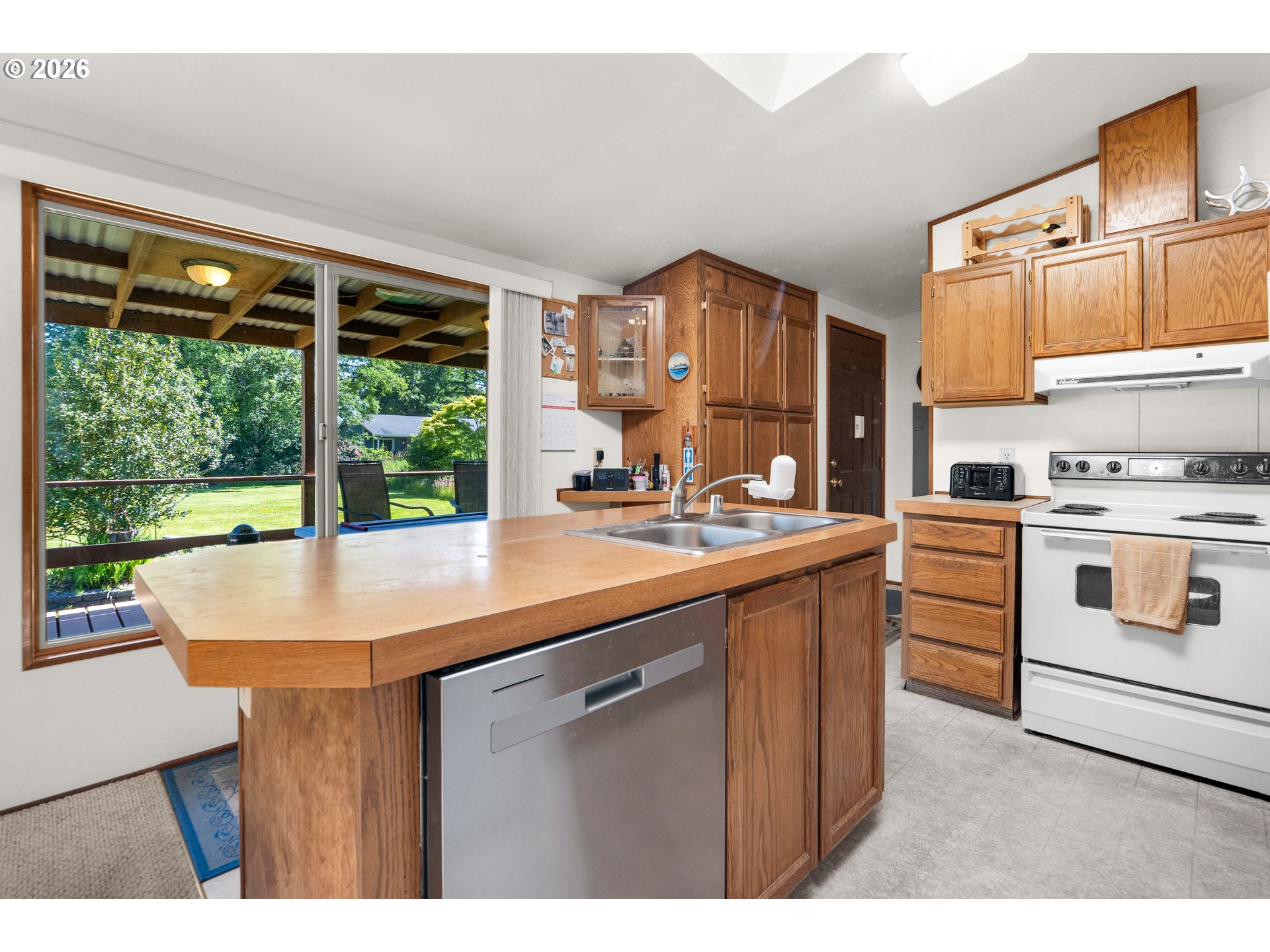 7115 Ortelius Dr Property Photo 11