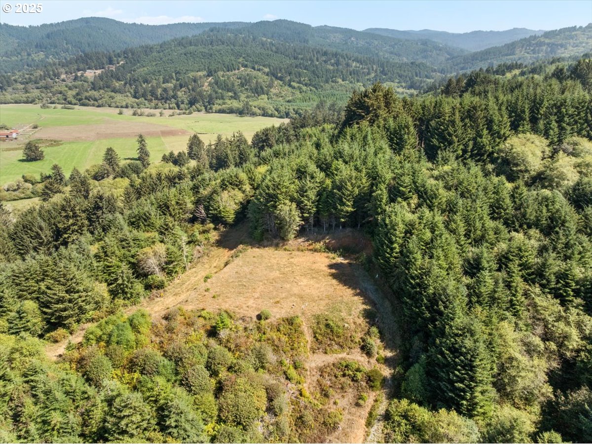 14339 Highway 101 Property Photo 27