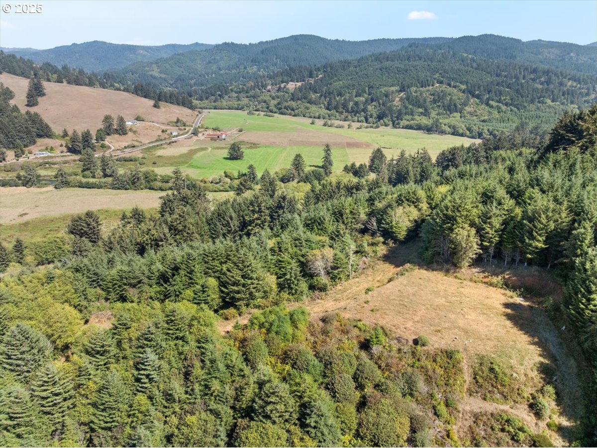 14339 Highway 101 Property Photo 39