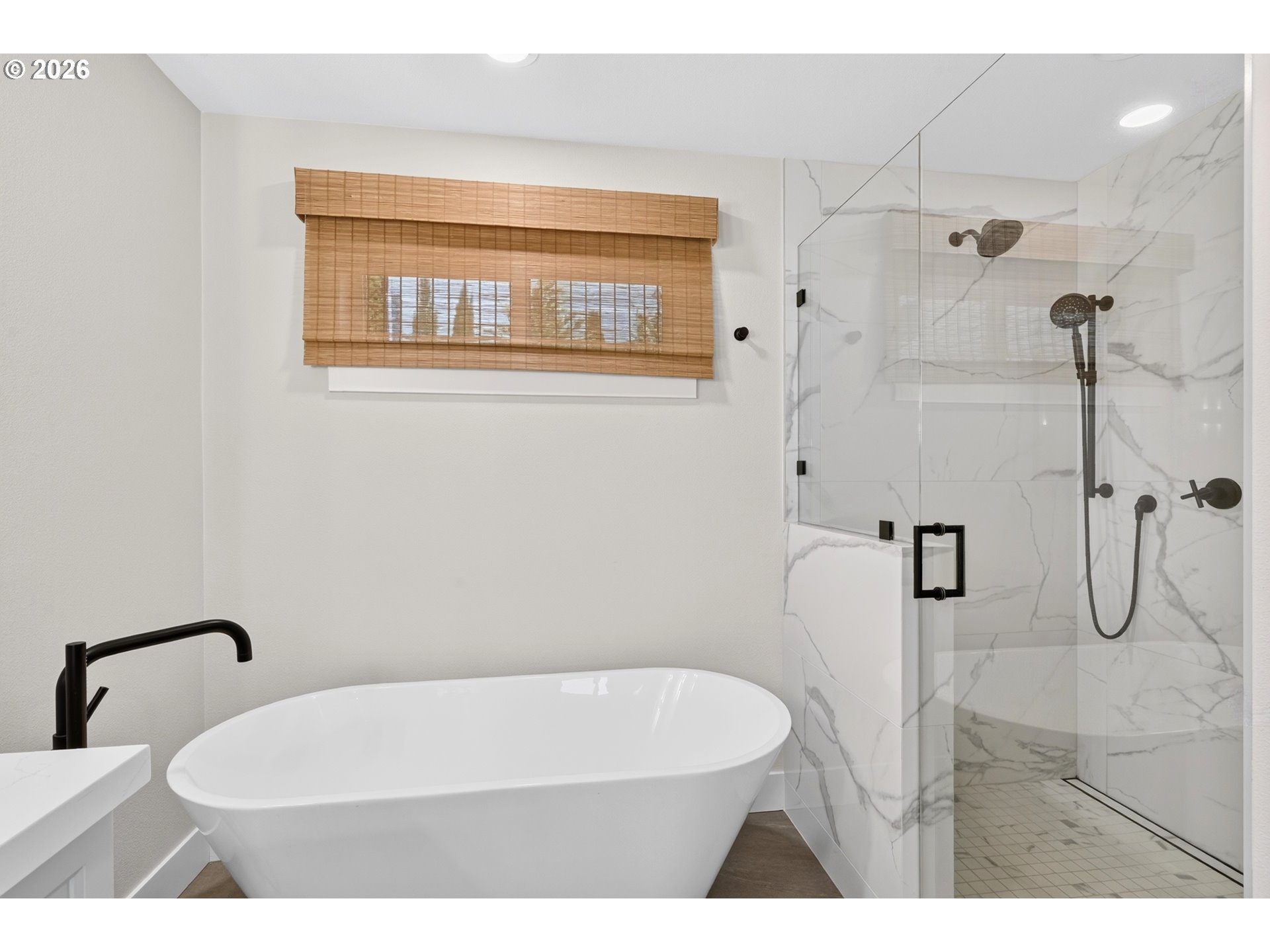 1740 Nw Klickitat St Property Photo 20