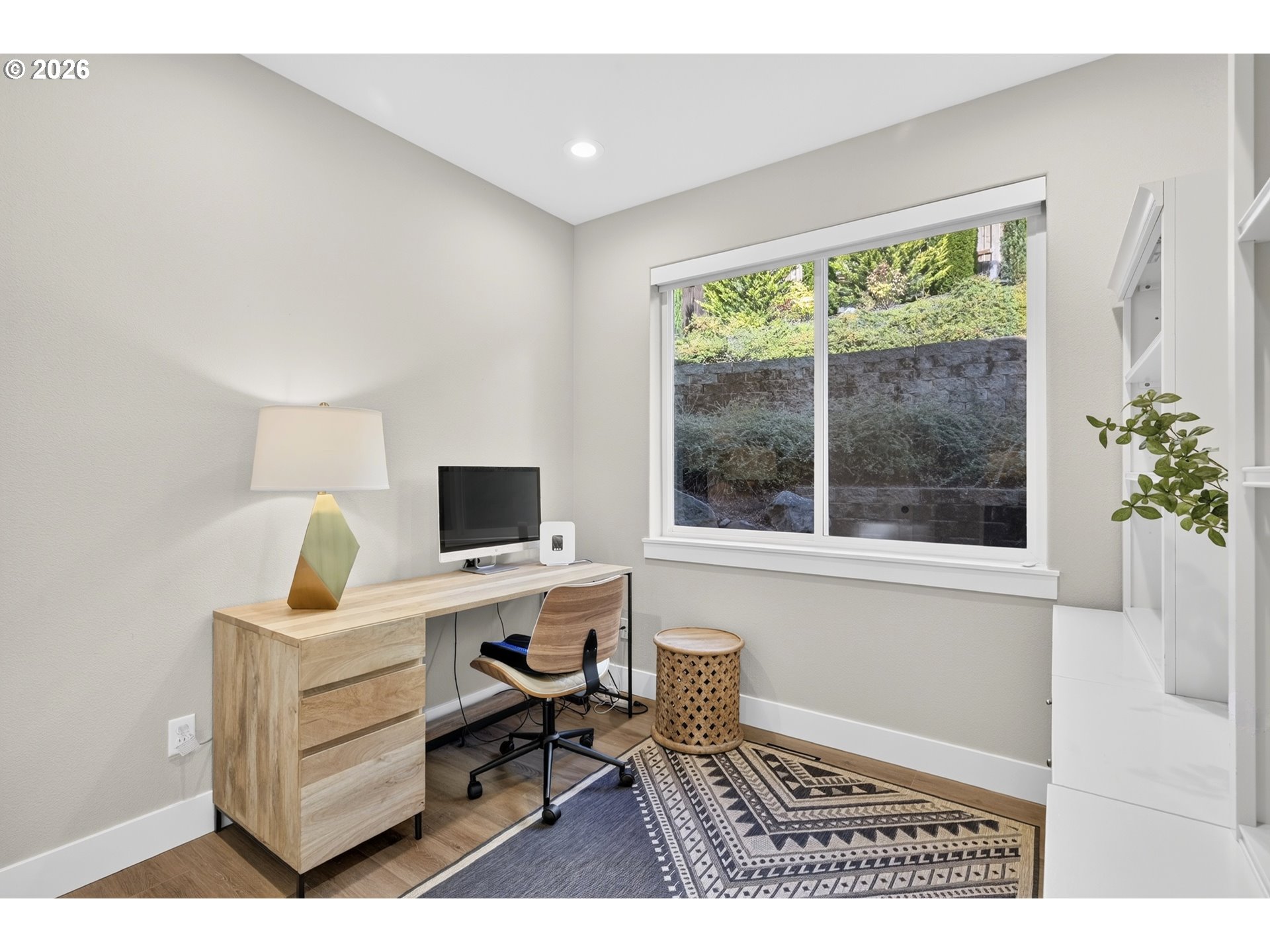 1740 Nw Klickitat St Property Photo 32