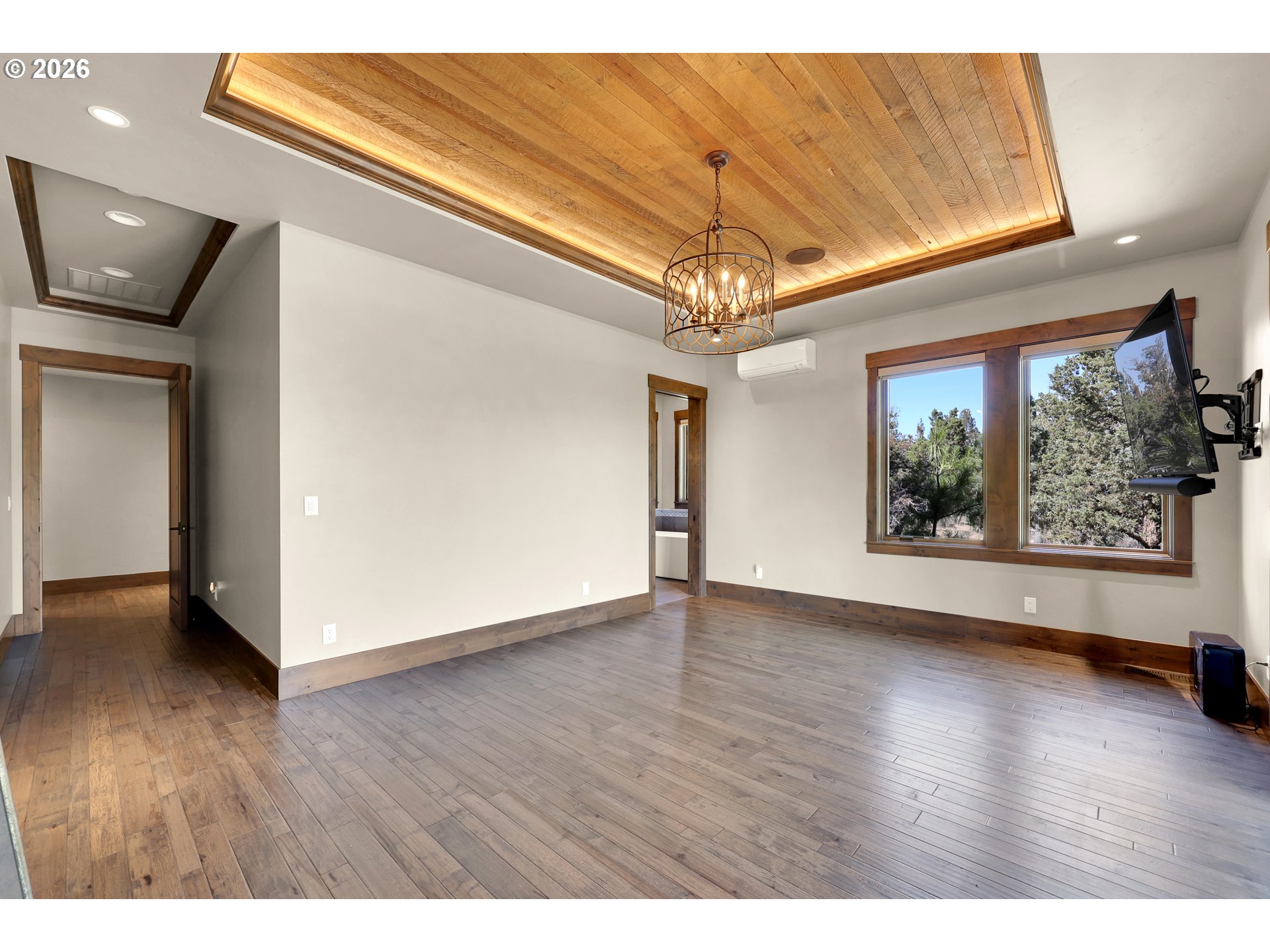 250 Ne Goodpasture Loop Property Photo 31