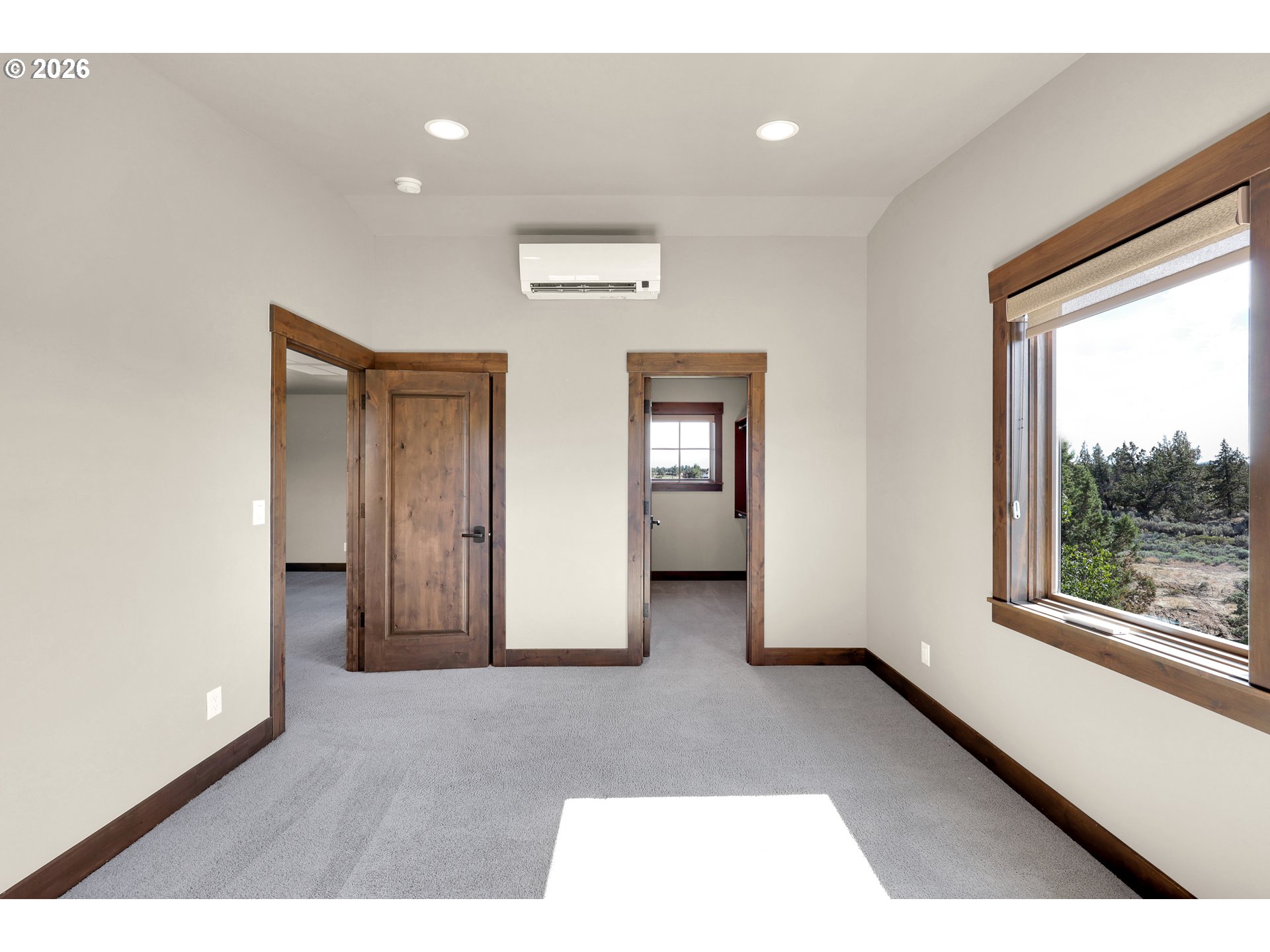 250 Ne Goodpasture Loop Property Photo 47