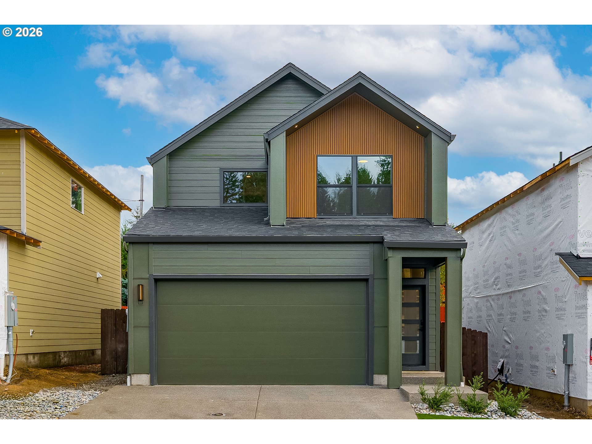 18025 Ne 35th Ave Property Photo 1