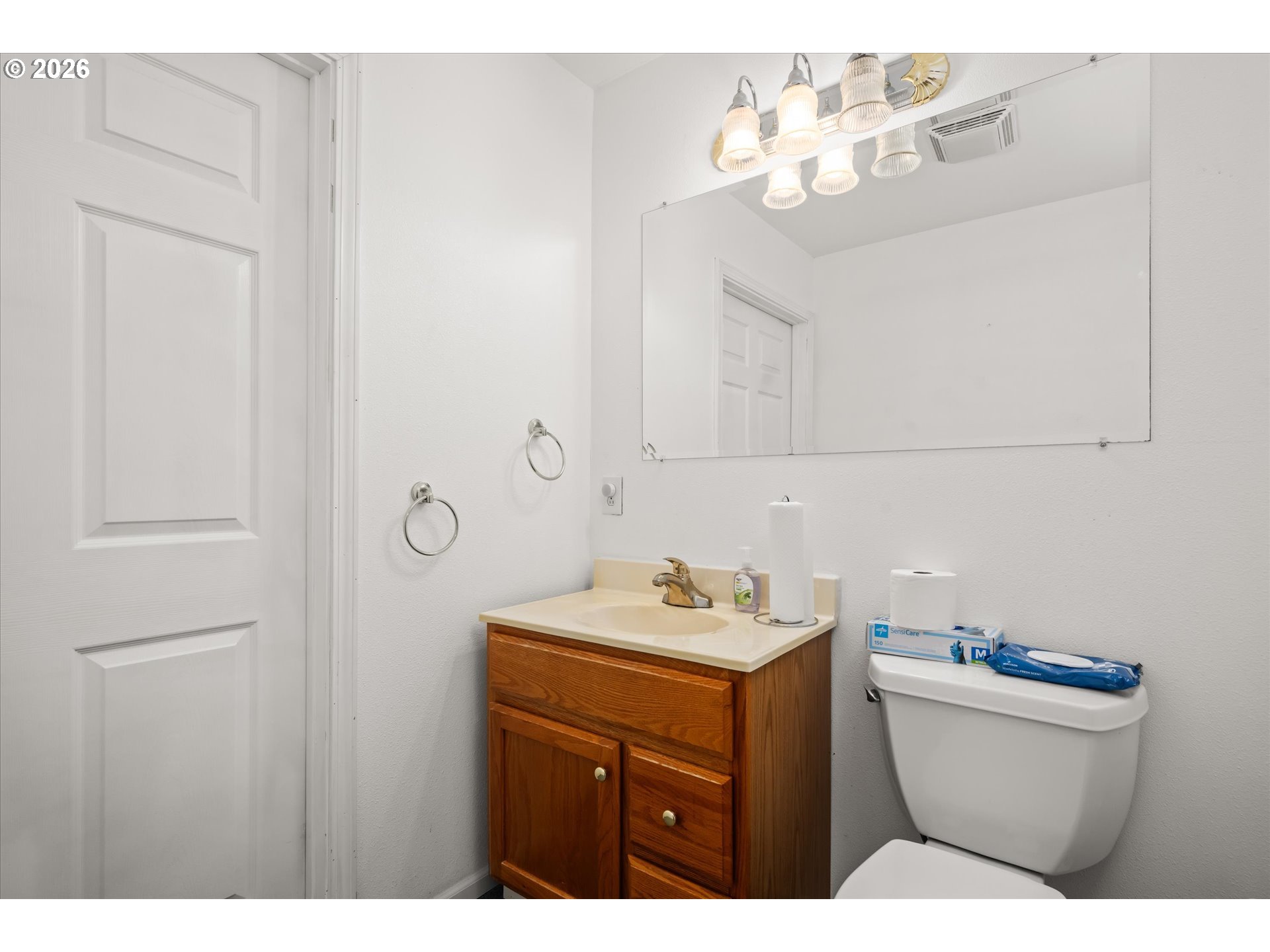 805 Queens Ave Property Photo 19